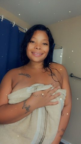 Kansas City MO Female Escort — Car Dates Only + GFE & Greek - 1