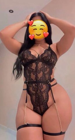 Bebesita VIP Latina Escort — Just Landed - 1