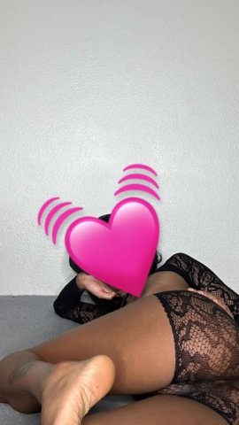 Boston MA Female Escort — Facetime Shows & Outcalls (Overnights) - 1