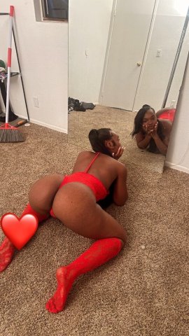 2 Girl Special in Las Vegas — Curvy Escort Outcall - 1