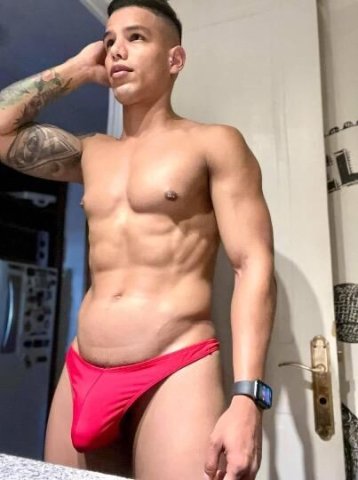 MichaellFox — Colombian Male Escort in Hartford, CT (10-inch) - 1