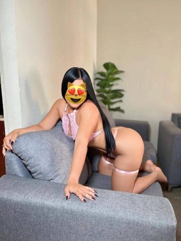 Liz  Colombian — Columbus Incall Massage & Extras - 1
