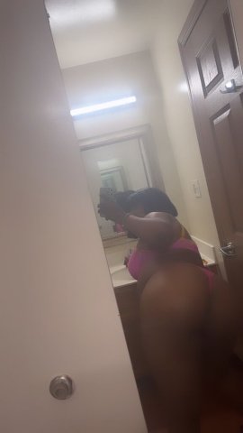 Virginia Beach Female Escort — Donation-Ready Encounters - 1