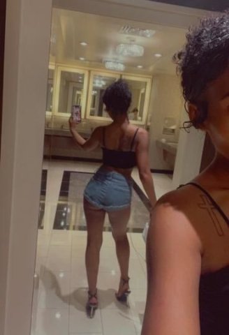 Las Vegas Female Escort — Petite Curly-Haired Playful Time - 1