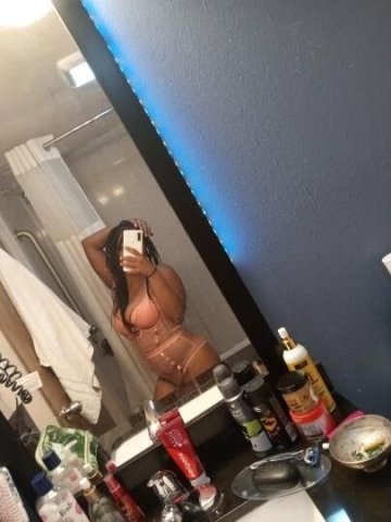 Columbia SC Sunday Specials — Female Escort for Mature Gentleman (Incalls Only) - 1
