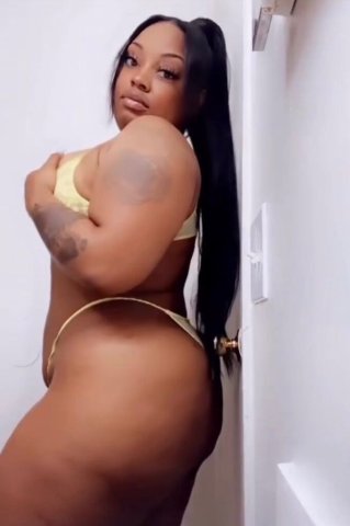Incall & Outcall Female Escort in Denver, CO - 1