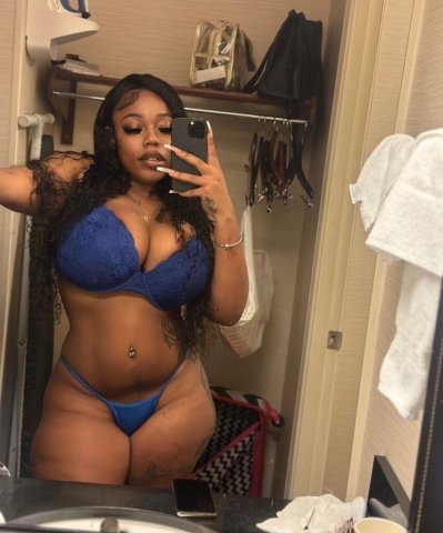 Tucson, AZ Busty Dominican Barbie NURU Specialist — Incall/Outcall - 1