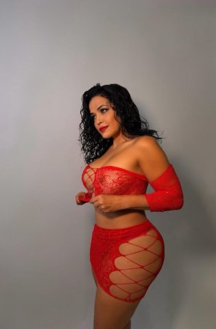 Victoria — madura caliente y cariñosa - 1