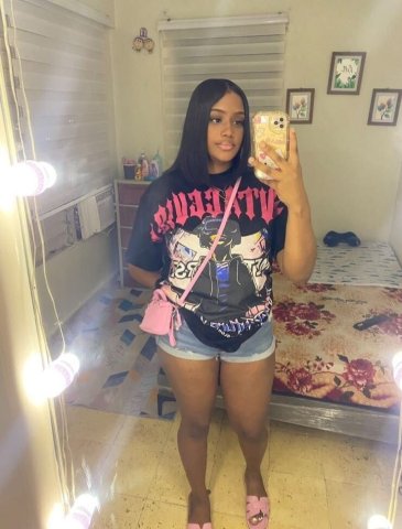 Chattanooga Female Escort — hello baby available - 1