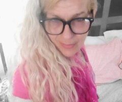 Tiffany Bang — Late-30s Companion in Sacramento, CA - Image 2