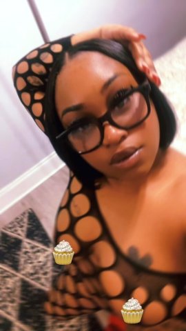 Cleveland, Ohio Escort — Content Sales, Dates (No Sex) & Fetish-Friendly Sessions - 1