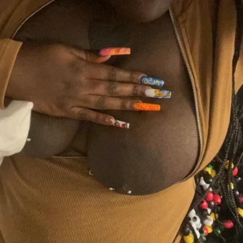 Brunswick, GA Female Escort — No Bare No Anal - 1