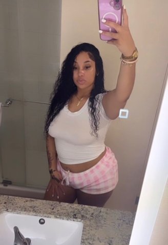 Latina Escort in Milwaukee, WI — No Deposit, Video Verification - 1