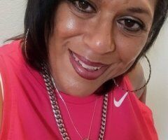 Dallas, TX Latina Female Escort — Incall massage, Roses options - Image 2