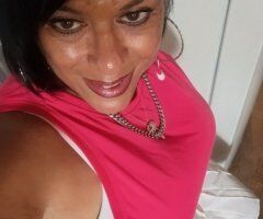Dallas, TX Latina Female Escort — Incall massage, Roses options - Image 10
