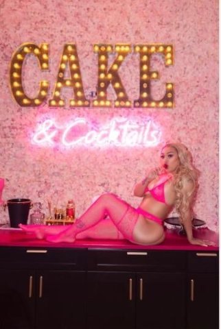 Richmond VA Visiting Simone — Female Escort, Two-Girl Option - 1