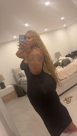 Charlotte Voluptuous Playmate Female Escort — In-call & Out-call with Deposit - 1