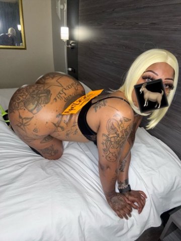 Detroit Female Escort — visiting while it lasts (Facetime verified) - 1