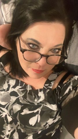 Louisville KY Fetish-Friendly Female Escort — Throat Service, Roleplay - 1