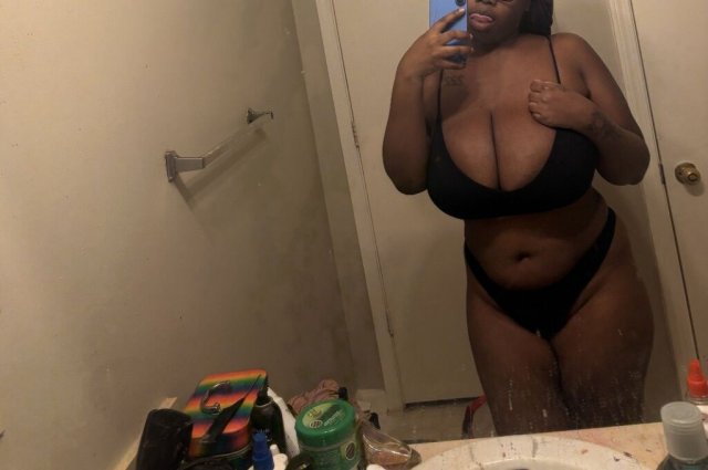 Atlanta Female Escort — 1 Hour In-Calls - 1