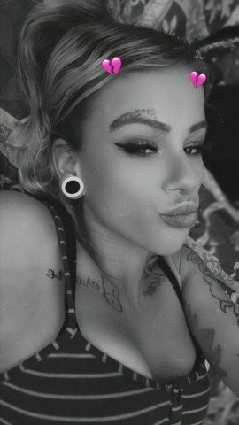 Las Vegas Female Escort — Slow Tease & Pleasure Focus - 1
