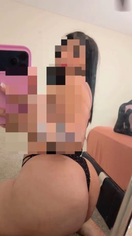 Kimberlyn Hoy (23) — Escort Morena en San Antonio - 1