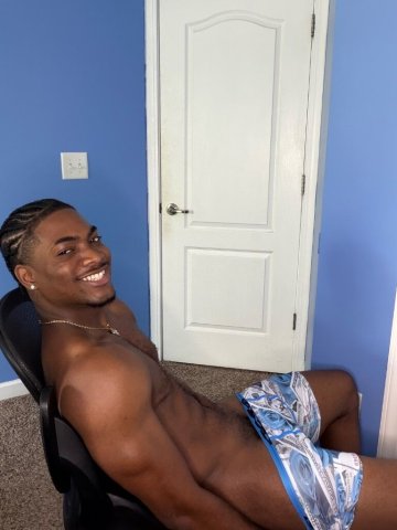 Myrtle Beach OnlyFans Model — fit, dominant, and strong - 1