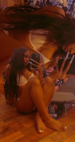 Inland Empire Petite Curvy Chocolate Female Escort — 5'2 B-Cup - 1