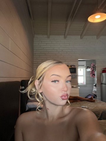 Petite 24 — Fort Worth Girl Special - 1