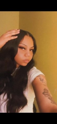 Head only  - Independent Female Escort - 1
