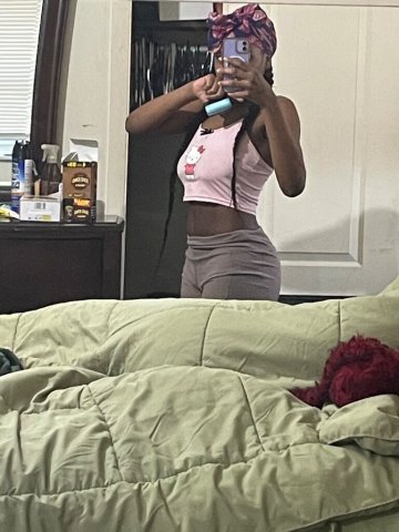 St. Louis, MO Female Escort — Deep Throat + Incalls Unavailable - 1