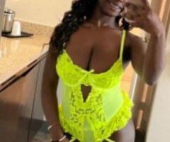 Milwaukee escorts - Milwaukee Female Escort — Mocha for FaceTime, BJ, outcalls, and car dates