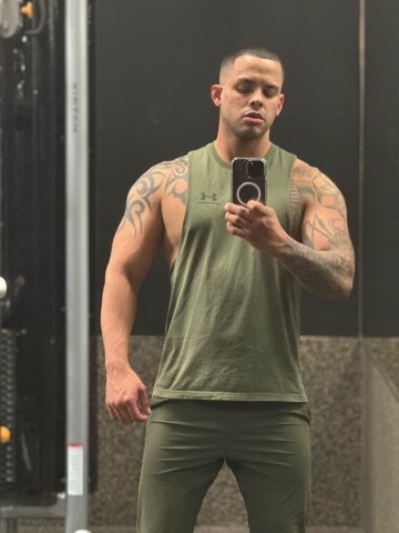 24/7 Cuban Male Escort in San Antonio, TX - 1