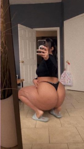 Beaumont Female Escort — Incall & Outcall - 1
