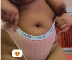Washington D.C. escorts - Chica sexy en Washington D.C. — busto grande y culo grande