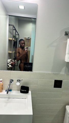 Tall Black Stallion Male Escort in College Station (Outcall + Carplay) - 1