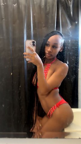 San Francisco Young Petite Goer for Outcalls & Cardates - 1