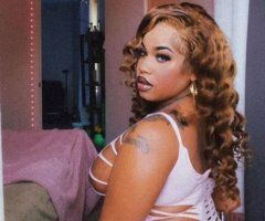 Queens escorts - Queens Incalls — 5'2″ Female Escort