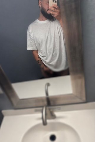 Tampa In-Call / Out-Call Male Escort — FaceTime & Custom Video Shows - 1