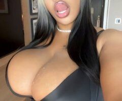 Queens escorts - Queens, New York Luxury Female Escort — Titty Shows, Sexting, Phone Sex