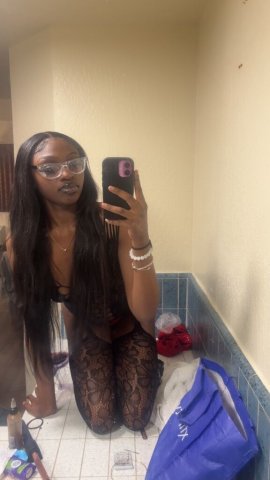 Petite Chocolate Wet CREAMY — Outcall & Incall - 1