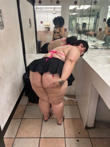 Austin, TX 2 Girl Incall & Car Date — Video Chat Verification - 1
