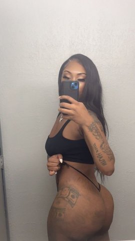 Minneapolis / St. Paul Escort — Baby-themed session (25) - 1