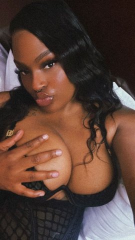 Long Beach Cum Play Outcalls — Curve & Tight Kitty Ready - 1