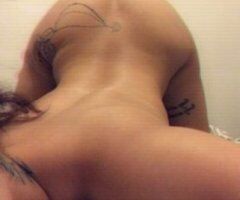 Baltimore Female Escort — Honey-smooth charm with discreet vibe - Image 4