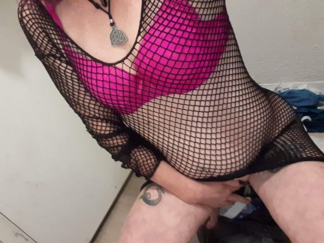 Sacramento Female Escort — Outcall Only - 1