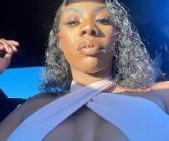 Mendocino, CA Female Escort — Topless massages, incall/outcall & car dates - Image 3
