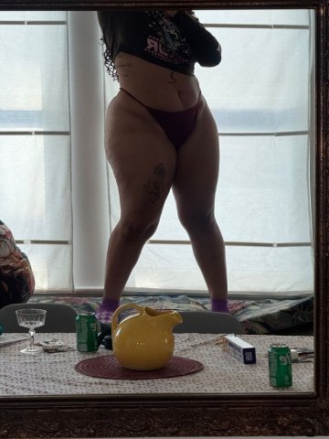 Cleveland Ohio Female Escort — Hot Plate Affairs (Bookable) - 1