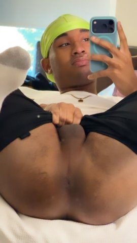 St. Louis Male Escort — FaceTime fun + erotic full body massage - 1