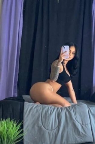 Latina Sexy Mami  (25) — Hazelton Area - 1